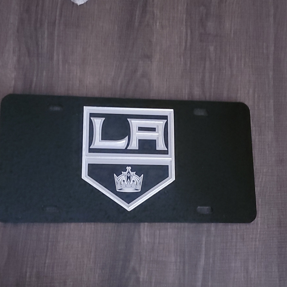 KINGS MIRRORED LICENSE PLATE